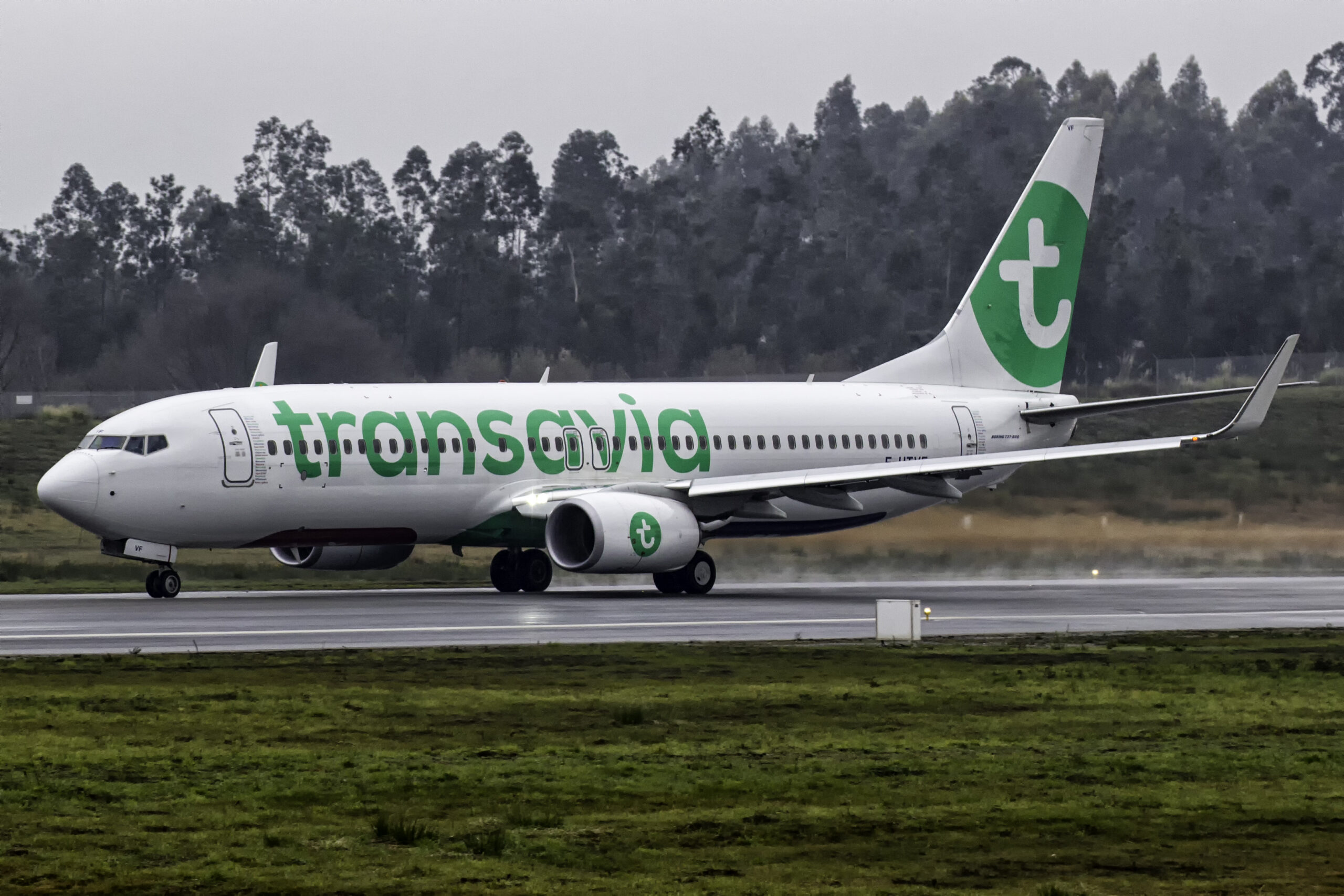 Transavia France Paris Orly-Fuerteventura Flight possible smoke in the cabin, Continued to Fuerteventura