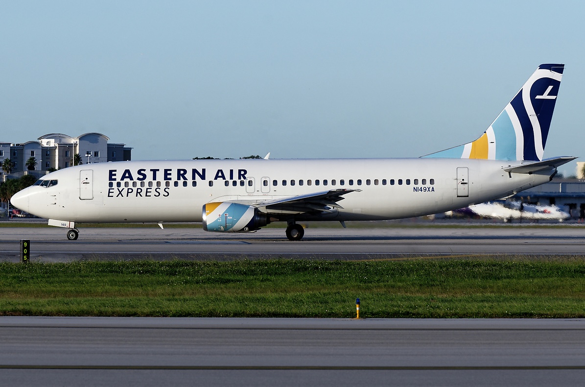 Eastern Air Express 737-400 Suffers Tire Failure on Landing in Miami