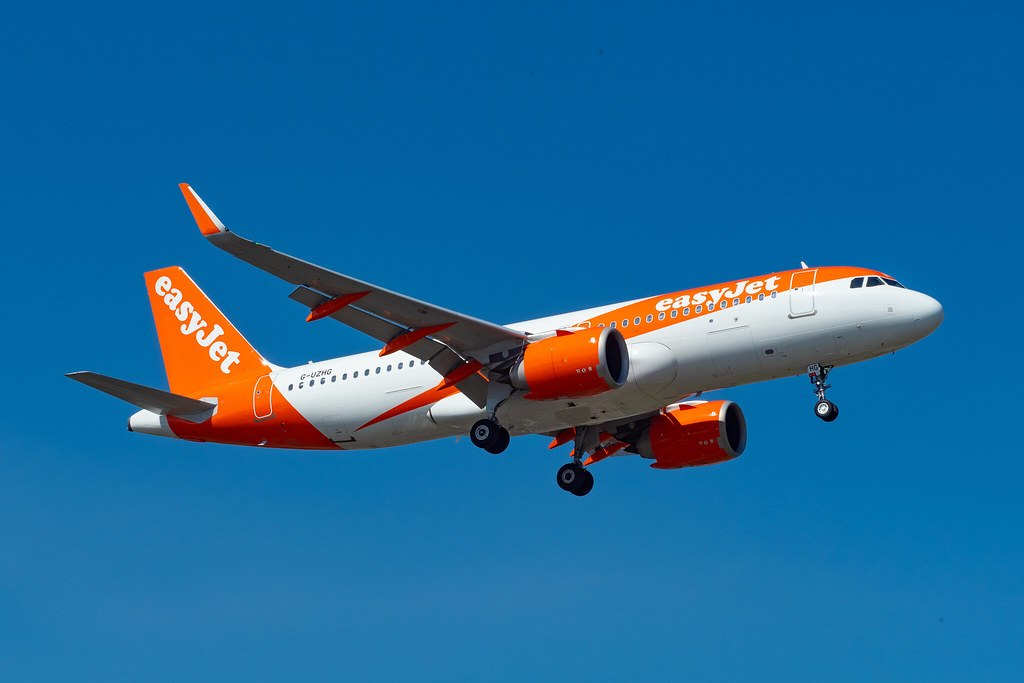 Captain Alone at the Controls: EasyJet A320neo Declares Emergency After First Officer Incapacitated
