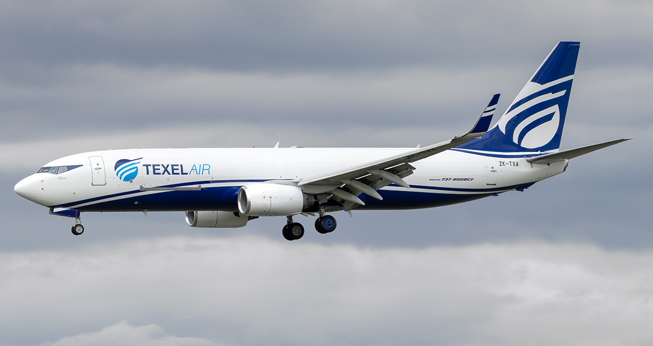 Runway Crossing Shock: Texel Air 737 Freighter Aborts at 140 Knots After Vehicle Alert