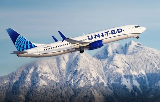 United Flight Declares Emergency After Wild Passenger Attacks Flight Attendant Trying To Enter Cockpit