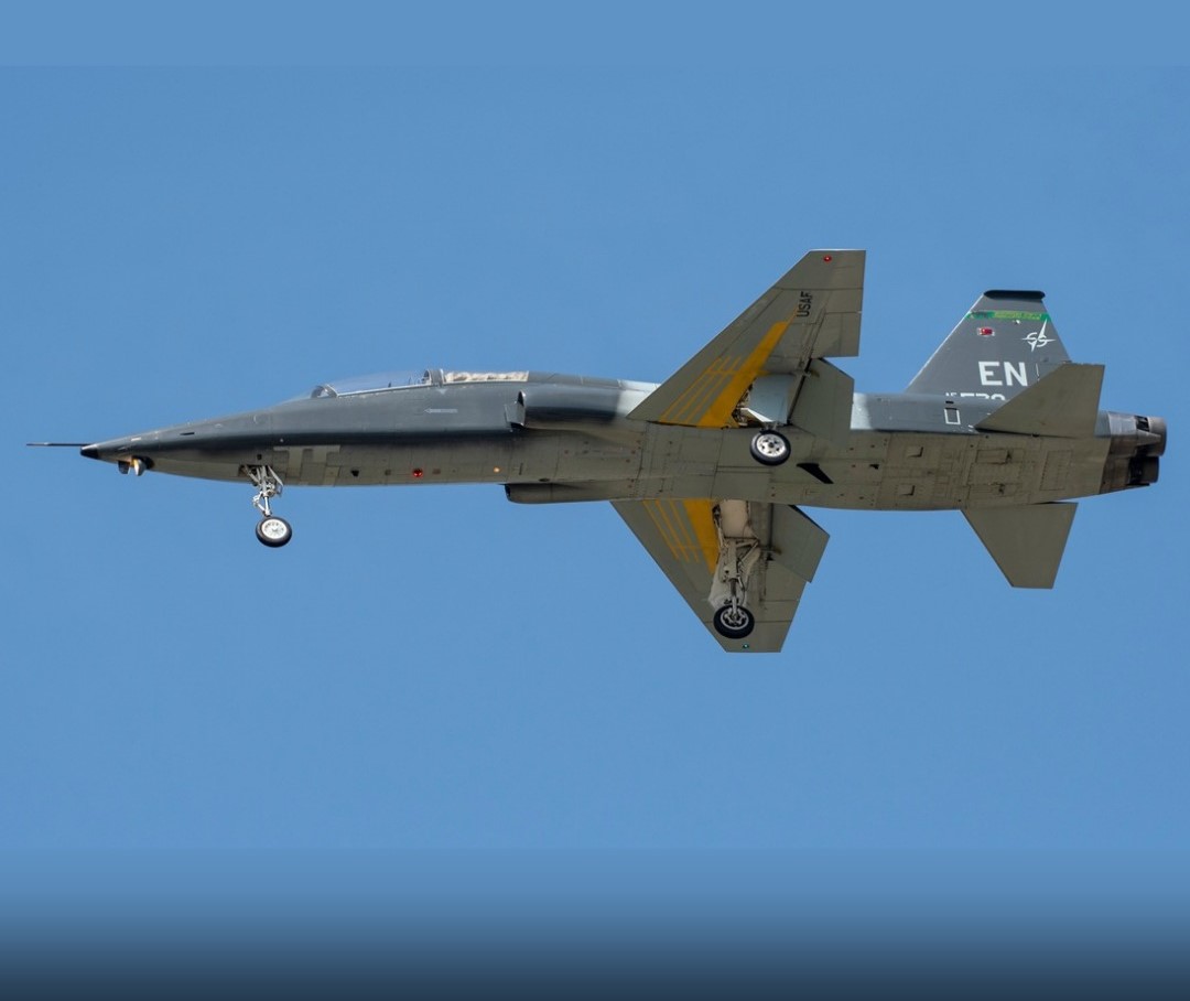 Us Air Force Grounds T-38 Talon Fleet After Air Accident In Mississippi In Which A Japanese Trainee Pilot Broke His Leg