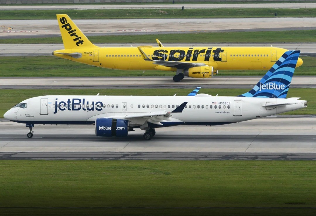 Top Airline Offers $99 Rescue Fares As Thousands Are Left Stranded By Spirit Shutdown