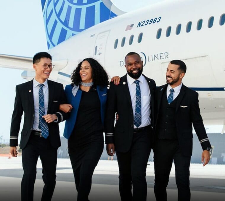 United Airlines’ Flight Attendants Ratify Deal For 31% Wage Hike, Boarding Pay