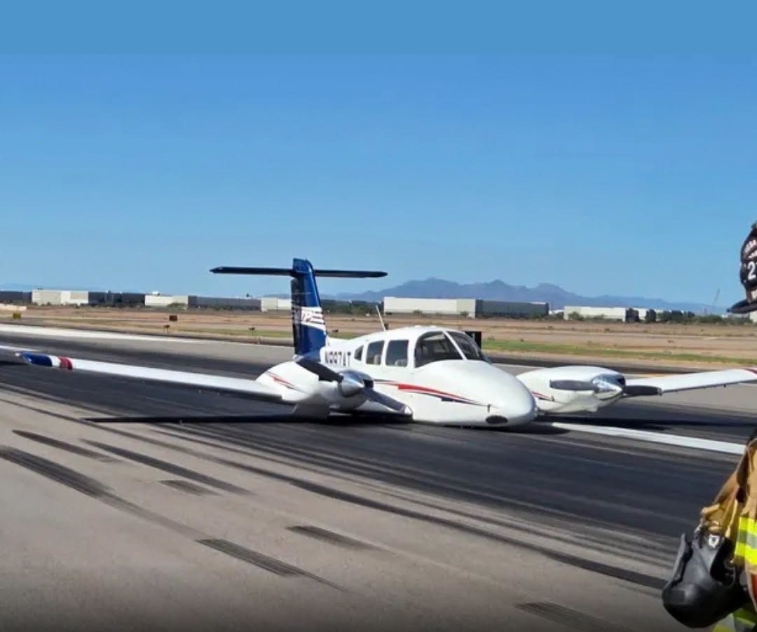 DRAMATIC GEAR-UP LANDING! Piper Seminole Crash-Lands at Arizona Airport After Landing Gear Failure, Two Occupants Escape Uninjured